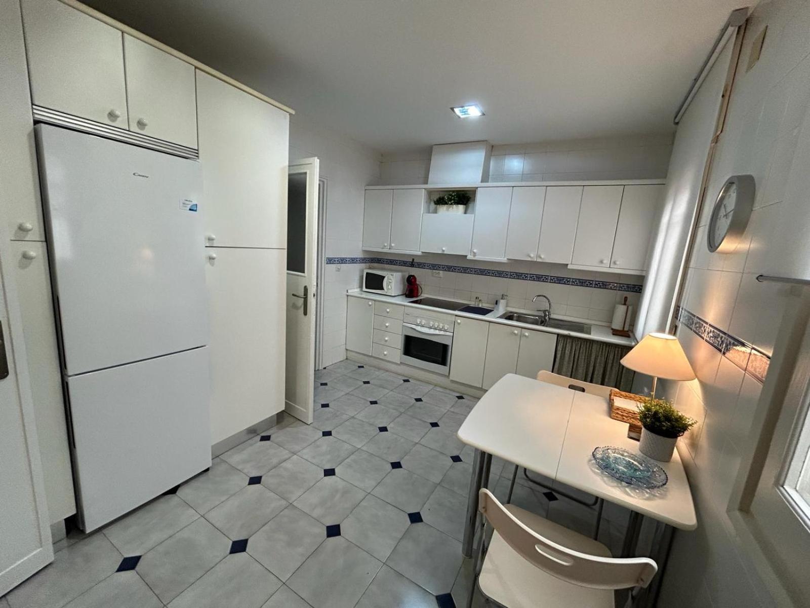 2 Bedroom Apartment By Guadalquivir River Sevilla Eksteriør bilde